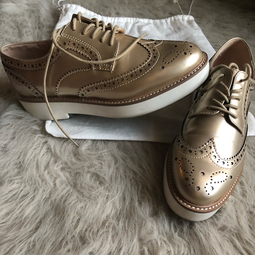 Zara’s Lace up Oxford Shoes